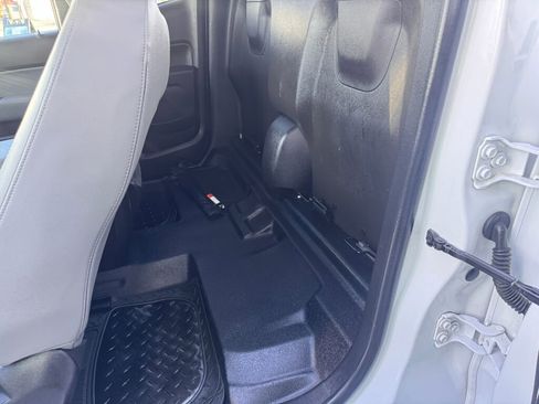 Used 2016 Chevrolet Colorado 2WD Extended Cab image 14