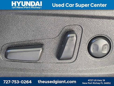 Used 2020 Kia Telluride EX image 28