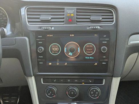 Used 2019 Volkswagen Golf Alltrack SE image 13