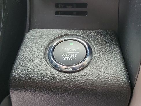 Used 2021 Ford F250 Platinum AWD/4WD image 28