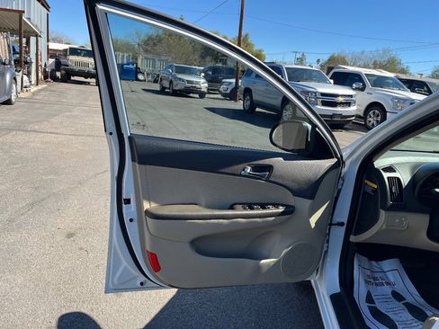 Used 2011 Hyundai Elantra SE image 26