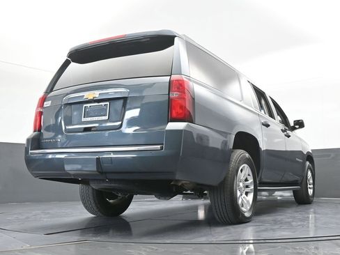 Used 2020 Chevrolet Suburban LT RWD image 72