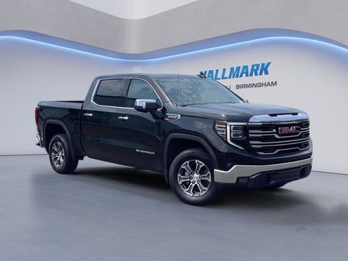 Used 2026 GMC Sierra 1500 SLT AWD/4WD image 1