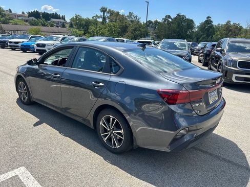 Certified 2024 Kia Forte LXS FWD image 4