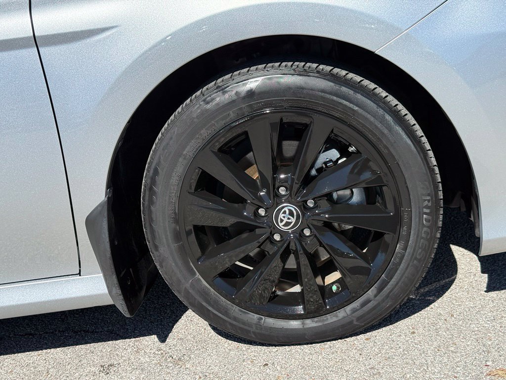 Used 2024 Toyota Camry LE FWD image 42