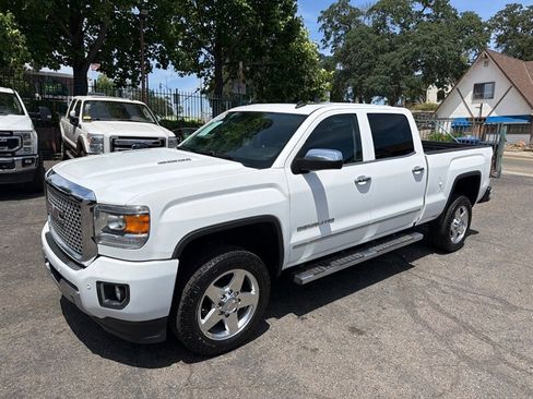 Used 2015 GMC Sierra 2500 Denali AWD/4WD image 15