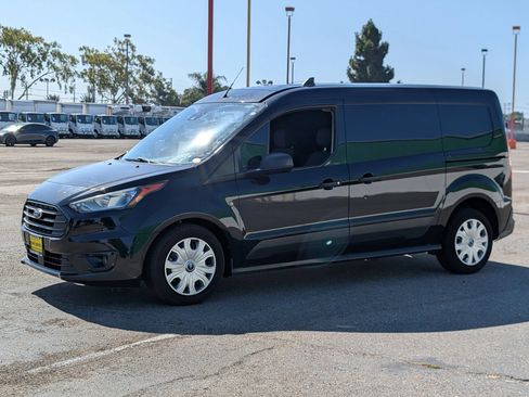 Used 2022 Ford Transit Connect XLT FWD image 4