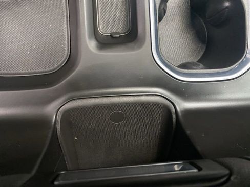 Used 2023 Chevrolet Silverado 1500 LT image 27