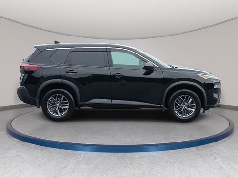 Used 2021 Nissan Rogue S AWD/4WD image 4