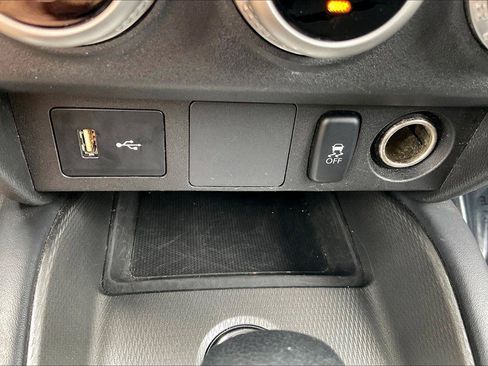 Used 2024 Mitsubishi Outlander Sport ES AWD/4WD image 30