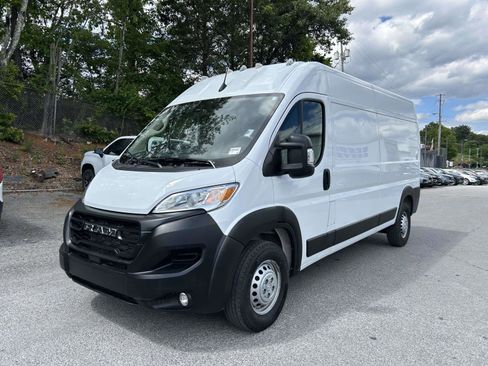 Used 2025 RAM ProMaster 2500 w/ Convenience Group FWD image 7