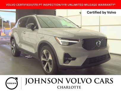 Used 2025 Volvo XC40 B5 Plus
