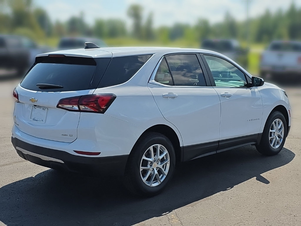 Used 2024 Chevrolet Equinox LT AWD/4WD image 7
