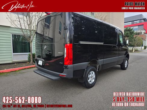 Used 2020 Mercedes-Benz Sprinter 2500 image 4
