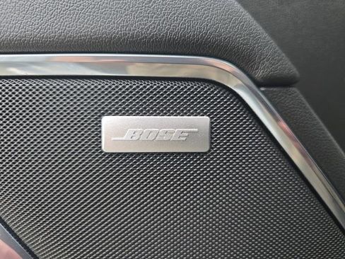 Used 2023 GMC Sierra 1500 SLT w/ SLT Convenience Package image 30