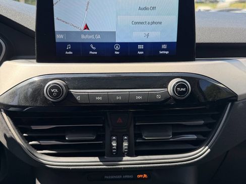 Used 2022 Ford Escape SEL w/ Technology Package image 17