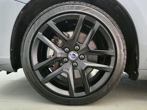 Used 2018 Volvo S60 T5 Dynamic w/ Vision Package AWD/4WD image 35