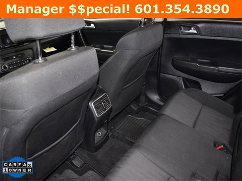 Used 2019 Kia Sportage LX image 15