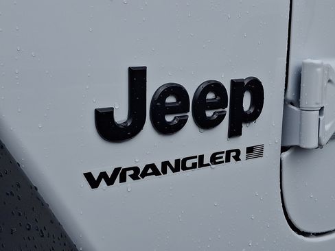 New 2026 Jeep Wrangler Unlimited Sport AWD/4WD image 17