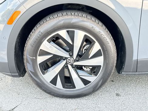 New 2026 Volkswagen ID.4 Pro RWD image 11