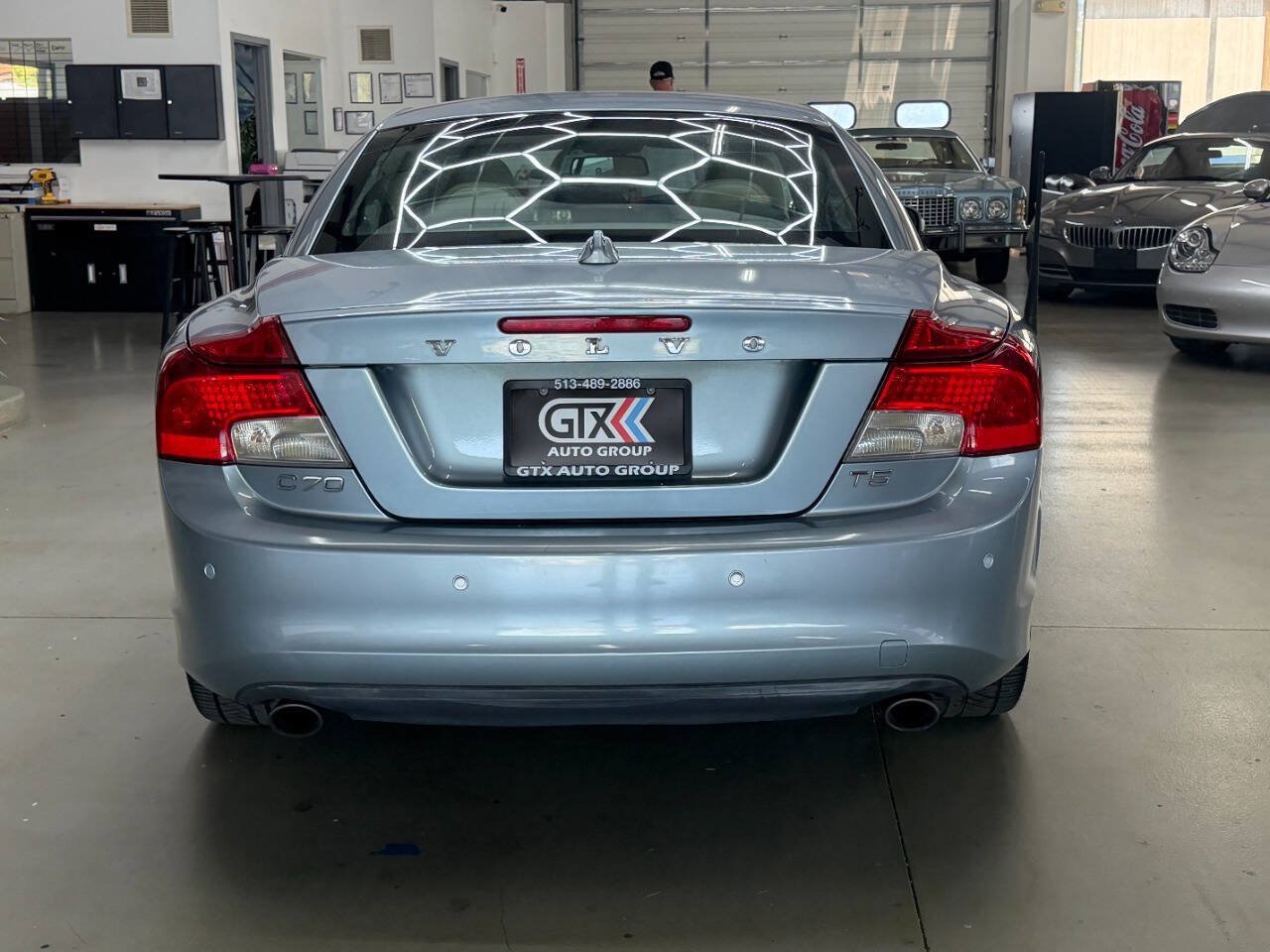 Used 2011 Volvo C70 T5 FWD image 3
