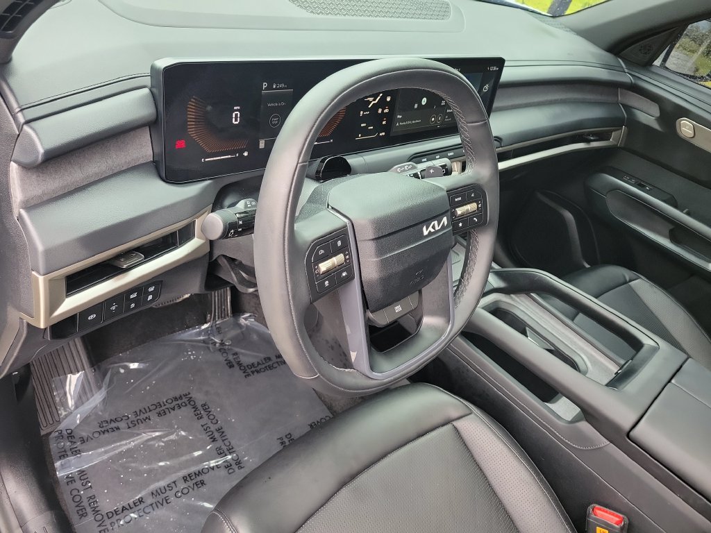 Used 2027 Kia Telluride S w/ Towing Package FWD image 7