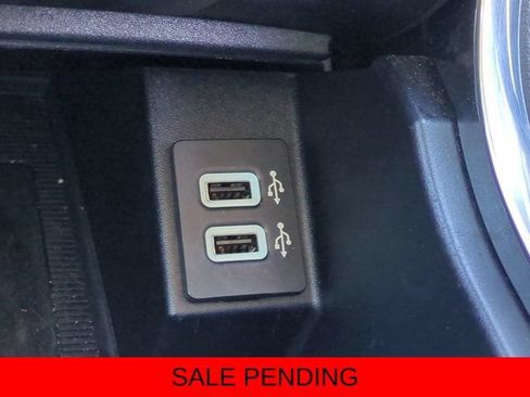 Used 2019 Ford Edge Titanium w/ Equipment Group 301A AWD/4WD image 20