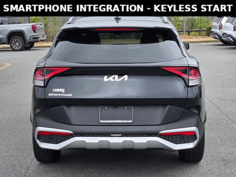 Used 2025 Kia Sportage EX w/ Premium Package image 6