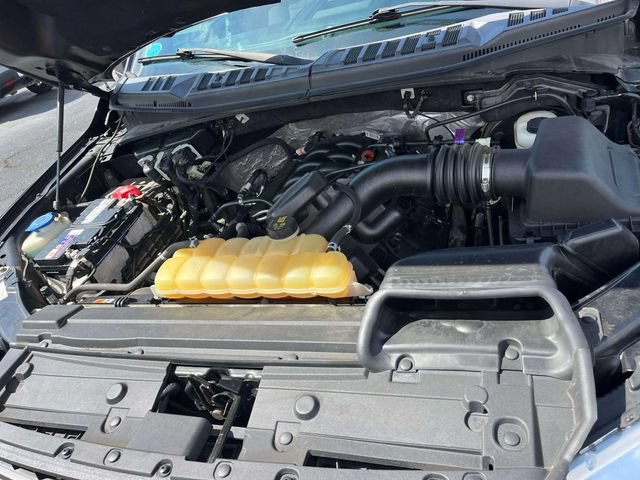 Used 2018 Ford F150 XLT w/ Equipment Group 302A Luxury AWD/4WD image 14