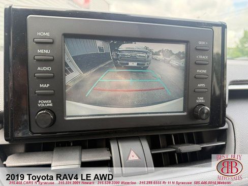 Used 2019 Toyota RAV4 LE w/ All Weather Liner Package AWD/4WD image 20