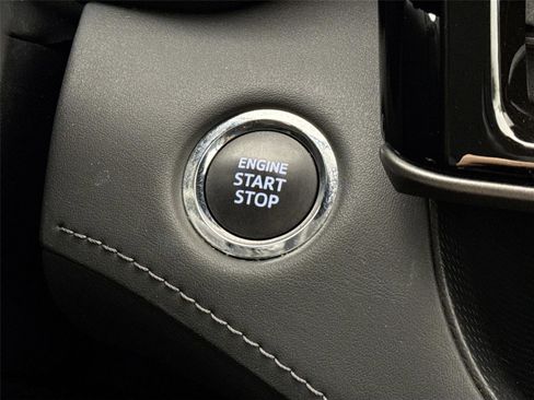 Certified 2023 Toyota Highlander LE image 20