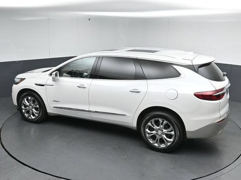 Used 2019 Buick Enclave Avenir w/ Avenir Technology Package AWD/4WD image 49