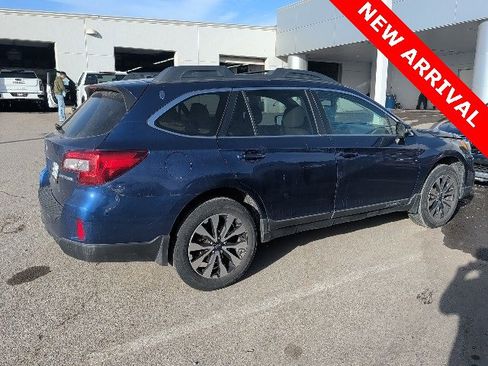 Used 2015 Subaru Outback 2.5i Limited image 2