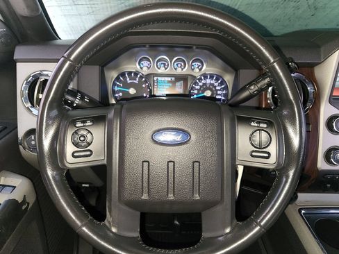 Used 2016 Ford F250 Lariat w/ Lariat Ultimate Package AWD/4WD image 24