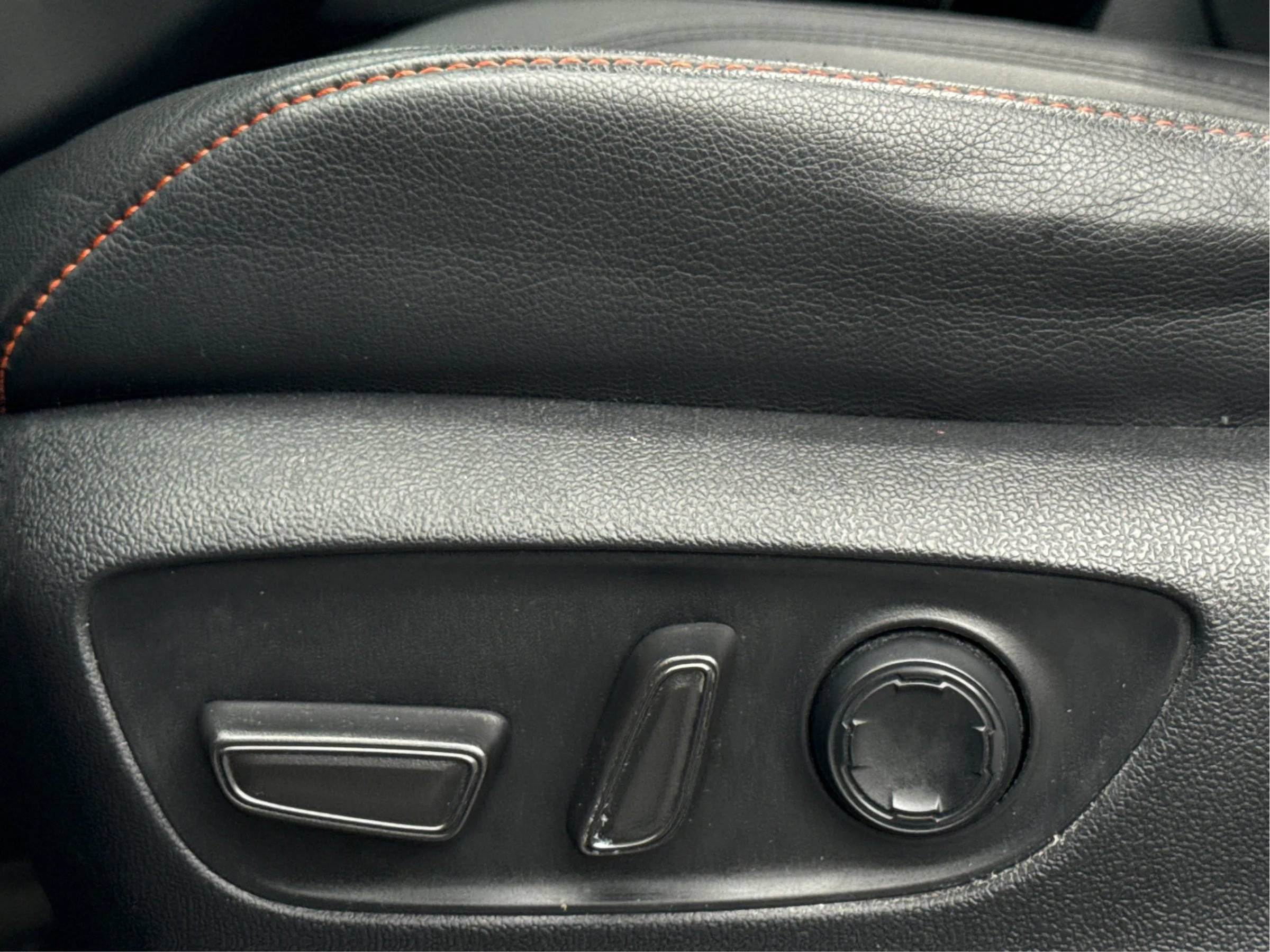 Used 2022 Toyota Sienna XSE FWD image 52