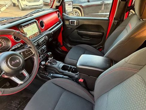 Used 2018 Jeep Wrangler Unlimited Rubicon AWD/4WD image 10