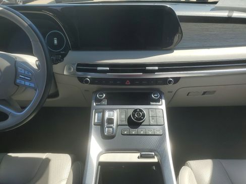 Used 2023 Hyundai Palisade Calligraphy w/ Winter Package image 10