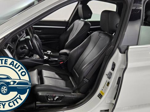 Used 2019 BMW 330i Gran Turismo xDrive w/ Convenience Package AWD/4WD image 27