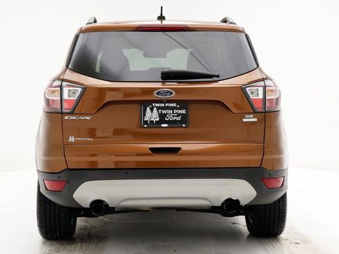 Used 2017 Ford Escape SE w/ Equipment Group 201A image 8