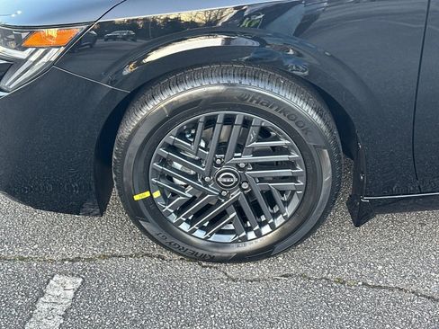 New 2026 Nissan Sentra SV w/ SV Convenience Package FWD image 11