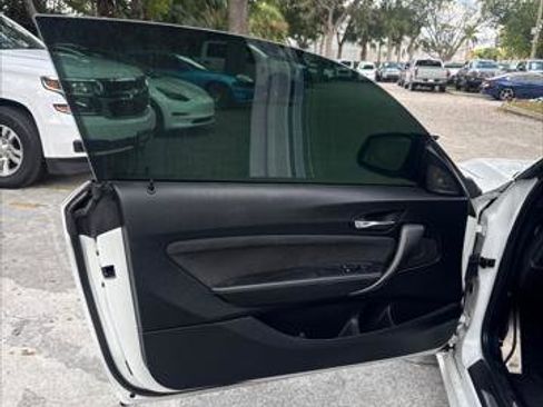 Used 2016 BMW M2 image 17