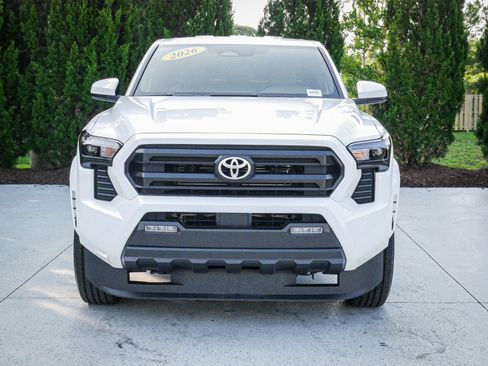 Used 2026 Toyota Tacoma SR5 RWD image 3