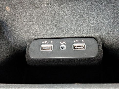 Used 2019 Dodge Charger R/T RWD image 30