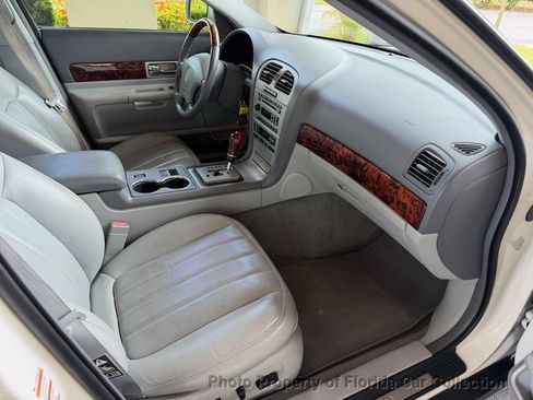 Used 2004 Lincoln LS RWD image 39