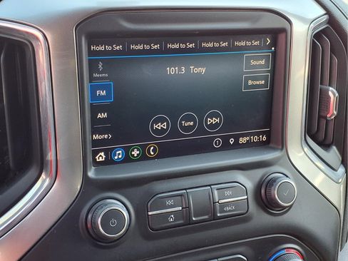 Used 2019 Chevrolet Silverado 1500 LT w/ Texas Edition AWD/4WD image 8
