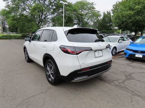 Used 2024 Honda HR-V EX-L image 4