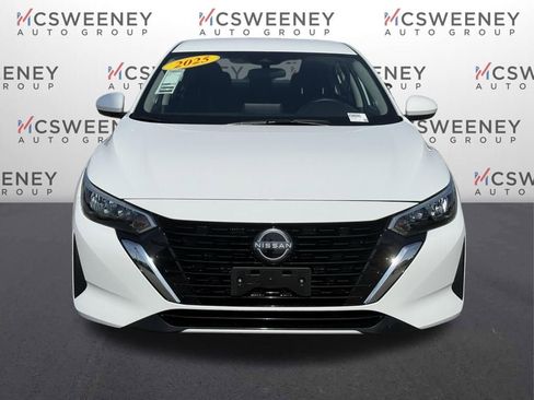 Used 2025 Nissan Sentra SV image 8
