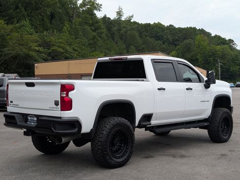 Used 2025 Chevrolet Silverado 2500 Custom w/ Custom Value Package AWD/4WD image 9