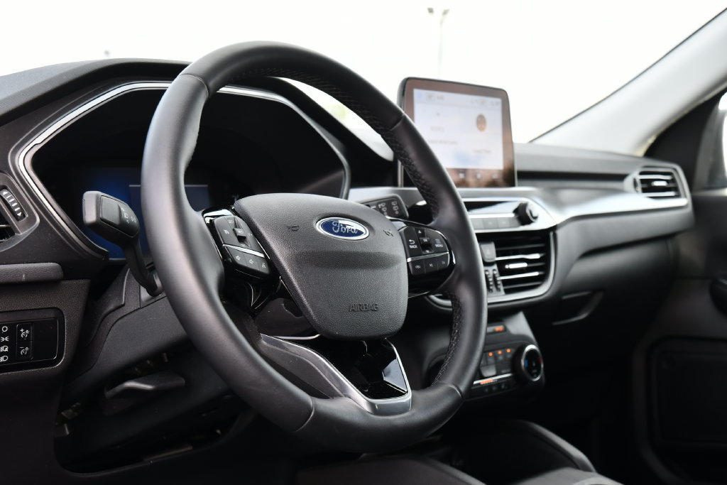 Used 2023 Ford Escape Active AWD/4WD image 14