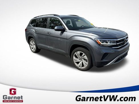 Used 2023 Volkswagen Atlas SE w/ Panoramic Sunroof Package image 8